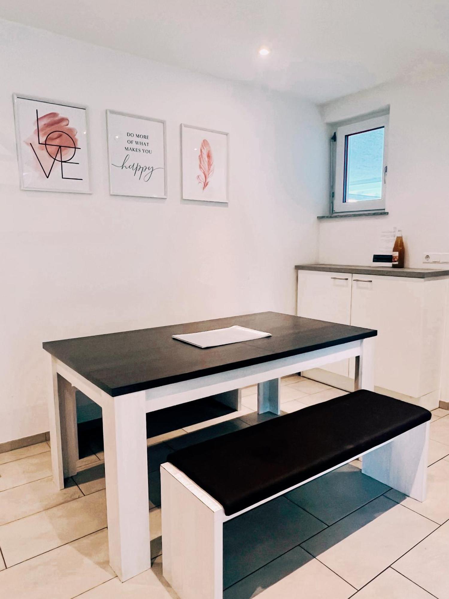 Apartment Weiss Фридрихсхафен Экстерьер фото